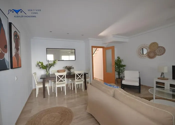 בית נופש Adosado Familiar Con Piscina Y Terraza קדיז