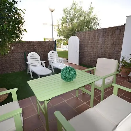 Semesterbostad Adosado Familiar Con Piscina Y Terraza Cádiz